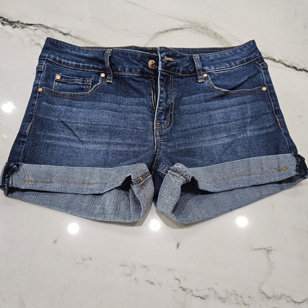 Celebrity Pink, Women's shorts, size 11/30, fit like size 8